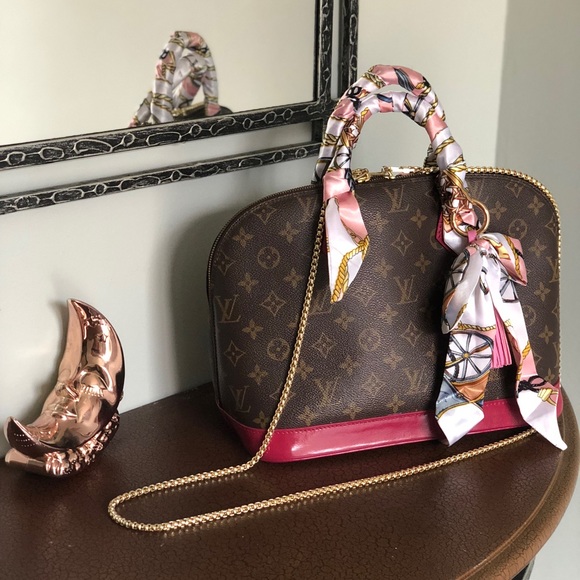 Louis Vuitton Handbags - 100% Authentic Louis Vuitton Alma